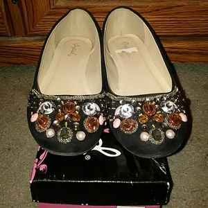 Shoes (Flats)